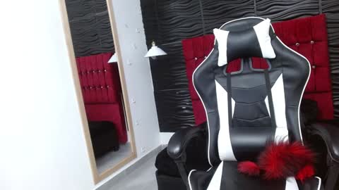 Snapshot of kendra_lust_69 chatting on January 2025 05:30:01 AM kendra_lust_69 online show from January 2025 05:30:01 AM