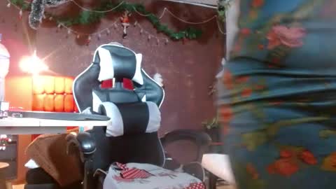 Snapshot of kendra_lust_69 chatting on December 2025 08:24:02 PM kendra_lust_69 online show from December 2025 08:24:02 PM