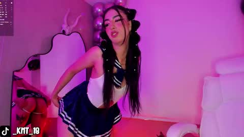 Kendra  online show from October 2025 01:15:01 AM