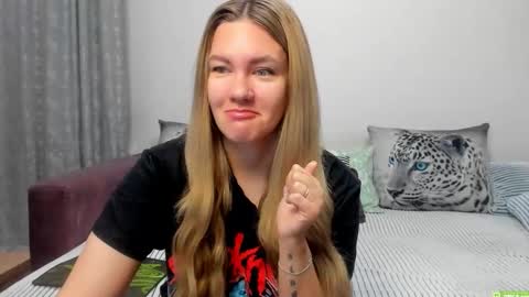 Kendra online show from October 2025 12:41:01 AM