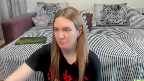 Kendra online show from May 2026 11:56:01 PM