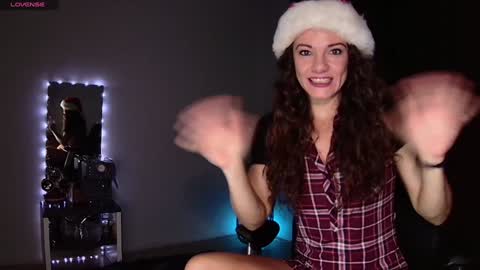 Snapshot of kendracam69 chatting on December 2024 02:16:01 AM Kendra online show from December 2024 02:16:01 AM