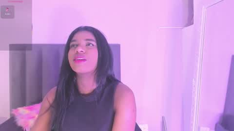 Snapshot of kendrachavez_ chatting on December 2025 09:54:01 PM kendrachavez_ online show from December 2025 09:54:01 PM