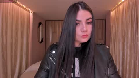 Snapshot of kendraclark_ chatting on February 2026 02:43:01 AM K E N D R A online show from February 2026 02:43:01 AM