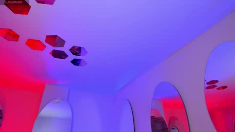  K E N D R A  online show from March 2026 04:26:01 AM