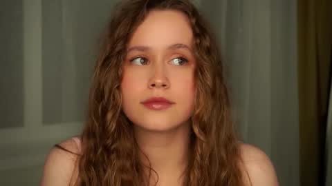 Kira online show from September 2025 06:13:02 PM