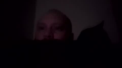 Snapshot of kendralamar77 chatting on October 2025 03:34:01 AM T online show from October 2025 03:34:01 AM