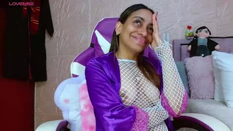 Snapshot of kendrapotter chatting on November 2025 02:16:01 PM KENDRAPOTTER online show from November 2025 02:16:01 PM