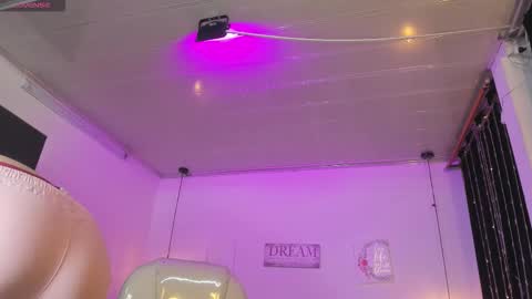 Snapshot of kendry_fox420_ chatting on February 2026 02:53:01 AM kendry_fox420_ online show from February 2026 02:53:01 AM