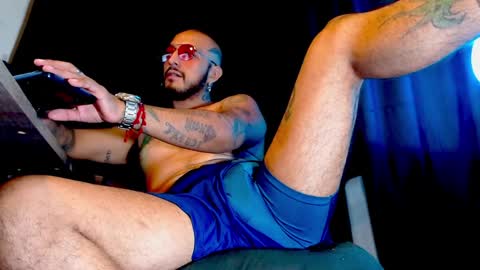 Snapshot of kenllyhot chatting on January 2025 11:17:01 PM Kenlly online show from January 2025 11:17:01 PM