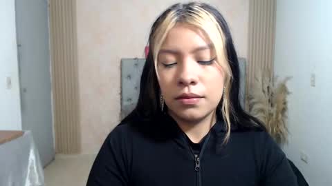 kennethcodyy online show from April 2026 01:27:02 PM