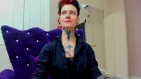 Snapshot of kennyandsellena chatting on December 2025 07:53:01 PM Sellena and Kenny online show from December 2025 07:53:01 PM