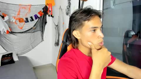 kenshi_roa online show from November 2025 03:05:01 AM