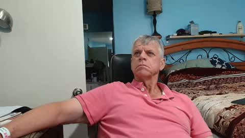 kent_ham online show from May 2026 06:23:02 PM