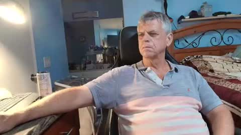 kent_ham online show from July 2026 03:01:01 AM