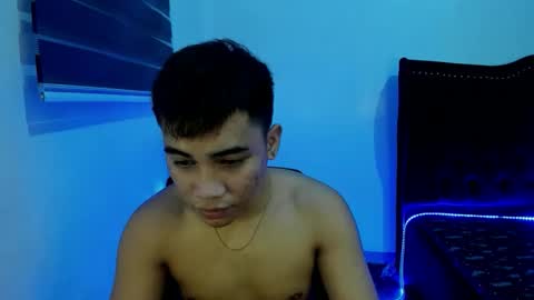 Snapshot of kenthebigcockxx chatting on October 2025 03:26:02 AM kenji online show from October 2025 03:26:02 AM