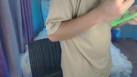 Snapshot of kenthebigcockxx chatting on October 2025 10:16:02 AM kenji online show from October 2025 10:16:02 AM