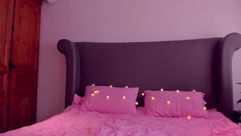 keremhm online show from March 2026 04:16:01 AM