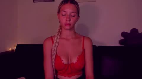 keremhm online show from March 2026 03:38:01 PM