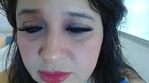 K E R L Y online show from December 2025 12:47:02 PM