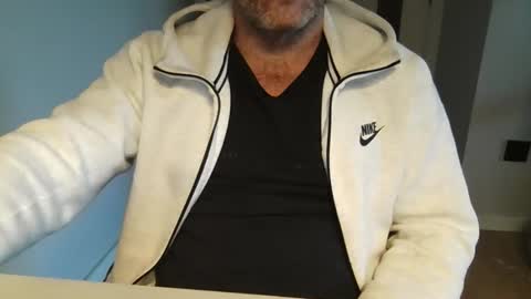 Anton online show from December 2025 04:02:01 PM