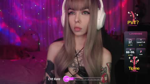 Snapshot of kerry_kirk chatting on December 2024 05:47:02 PM Kerry online show from December 2024 05:47:02 PM