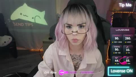 Snapshot of kerry_kirk chatting on November 2025 08:44:01 PM Kerry online show from November 2025 08:44:01 PM