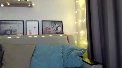 kessiecage online show from December 2024 08:03:02 PM