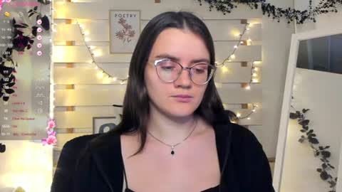 Snapshot of ketrin_pirsss chatting on November 2025 07:24:02 PM Ketrin online show from November 2025 07:24:02 PM