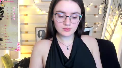 Snapshot of ketrin_pirsss chatting on November 2025 09:06:02 PM Ketrin online show from November 2025 09:06:02 PM