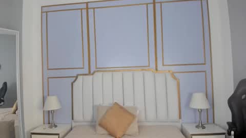 Kety online show from October 2025 07:19:02 PM