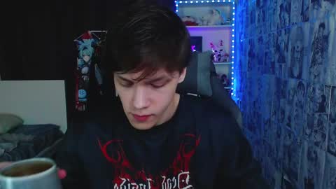 Kevin online show from February 2025 03:51:01 AM