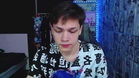 Kevin online show from February 2025 04:12:02 AM