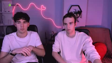 kevin_nix_ online show from February 2026 01:32:02 PM