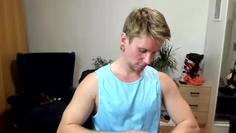 Kev online show from October 2025 03:35:01 PM