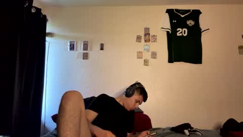 kevinderon1 online show from May 2026 11:55:01 PM
