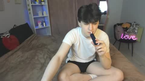 Snapshot of kevinhunter_ chatting on November 2025 03:23:02 PM kevinhunter_ online show from November 2025 03:23:02 PM