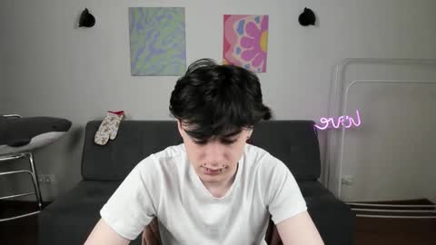 Snapshot of kevinhunter_ chatting on December 2025 03:40:02 PM kevinhunter_ online show from December 2025 03:40:02 PM