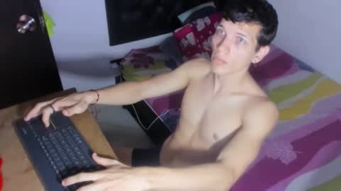 kevinkewma online show from November 2025 06:34:02 PM