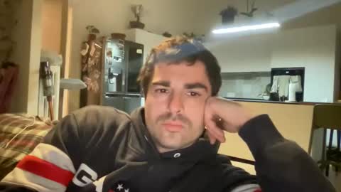 Snapshot of kevinpillobello chatting on February 2026 05:11:01 PM kevinpillobello online show from February 2026 05:11:01 PM