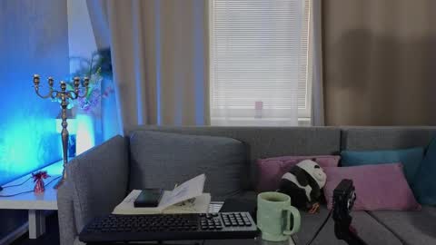 kevinstrike online show from April 2026 01:24:02 PM