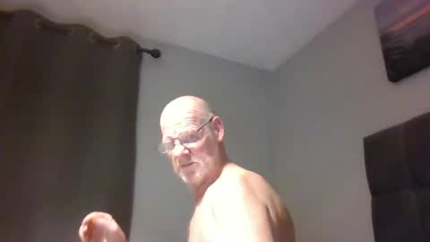 kevlooking4sez online show from December 2024 03:45:01 AM