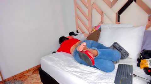 Snapshot of keyla_milf chatting on November 2025 02:55:02 AM Keila Milf online show from November 2025 02:55:02 AM