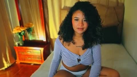 Snapshot of keyla_roberts_ chatting on February 2026 10:27:01 AM Adhara. Help me reach 100 likes online show from February 2026 10:27:01 AM