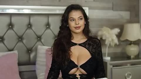 keylaconner online show from January 2025 05:10:01 AM