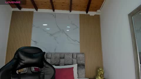 Snapshot of khalifa_fletcher chatting on December 2024 11:18:02 PM khalifa online show from December 2024 11:18:02 PM