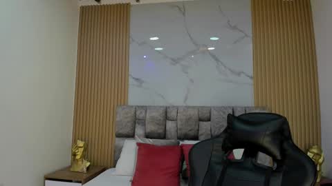 Snapshot of khalifa_fletcher chatting on December 2024 04:57:01 PM khalifa online show from December 2024 04:57:01 PM