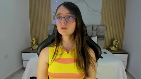 Snapshot of khalifa_fletcher chatting on January 2025 05:00:01 PM khalifa online show from January 2025 05:00:01 PM