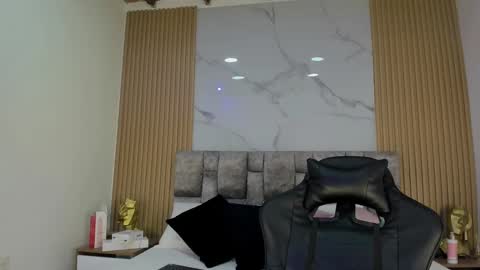 Snapshot of khalifa_fletcher chatting on January 2025 11:46:01 PM khalifa online show from January 2025 11:46:01 PM