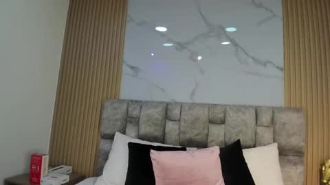 Snapshot of khalifa_fletcher chatting on February 2025 07:07:01 PM khalifa online show from February 2025 07:07:01 PM